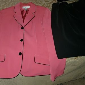 2 piece Jones New York Suit